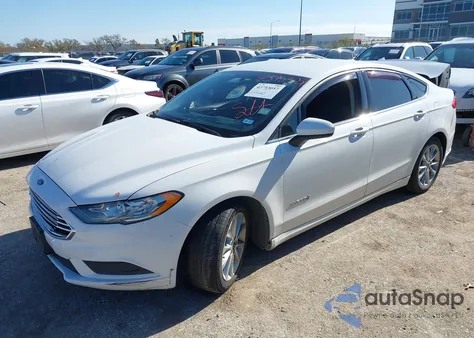 2017 Ford Fusion Hybrid Se z USA, uszkodzony, nr VIN 3FA6P0LU8HR216393